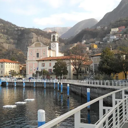 Al Ponte Apartman Marone